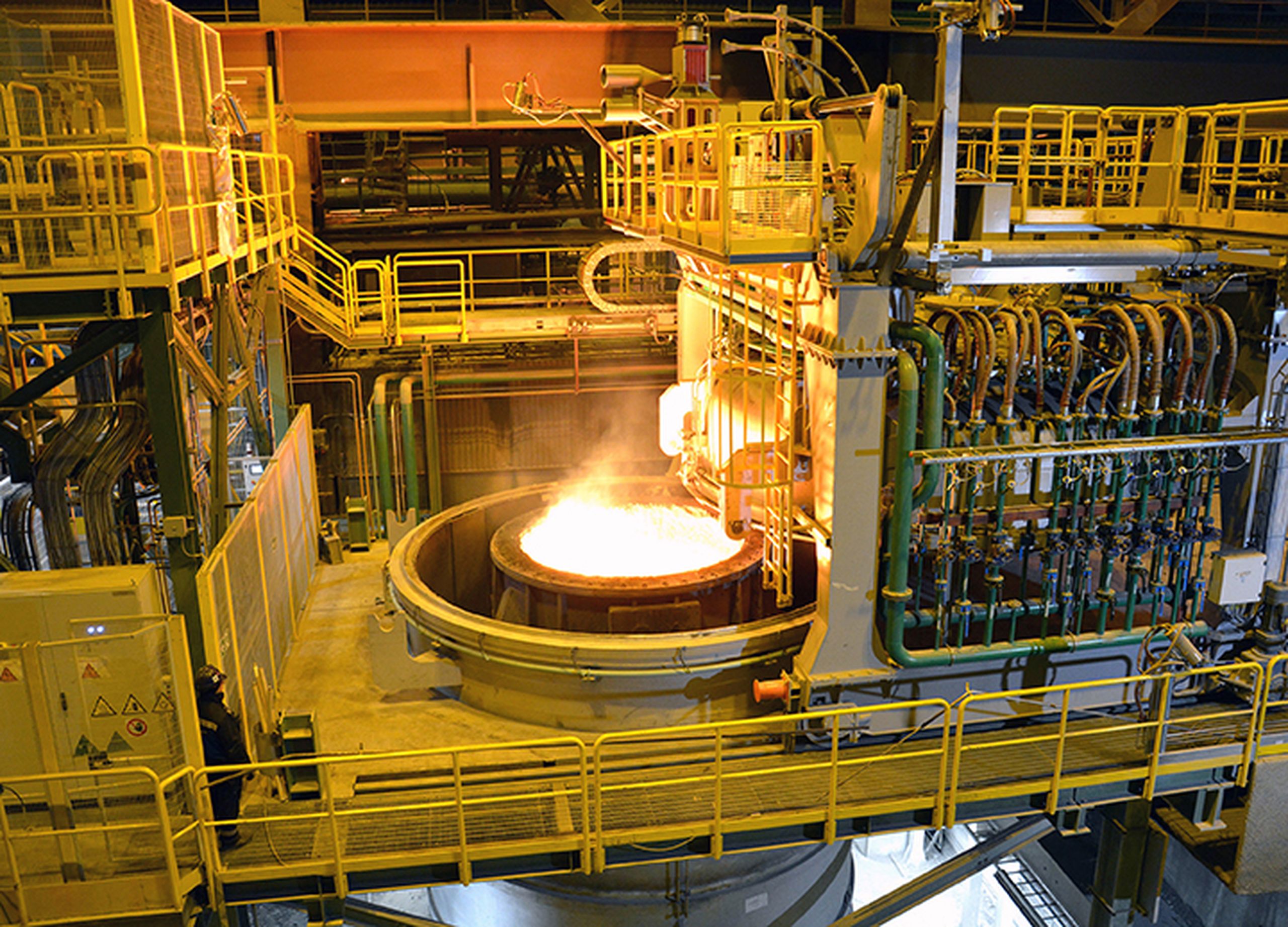 Degassing in steel manufacturing