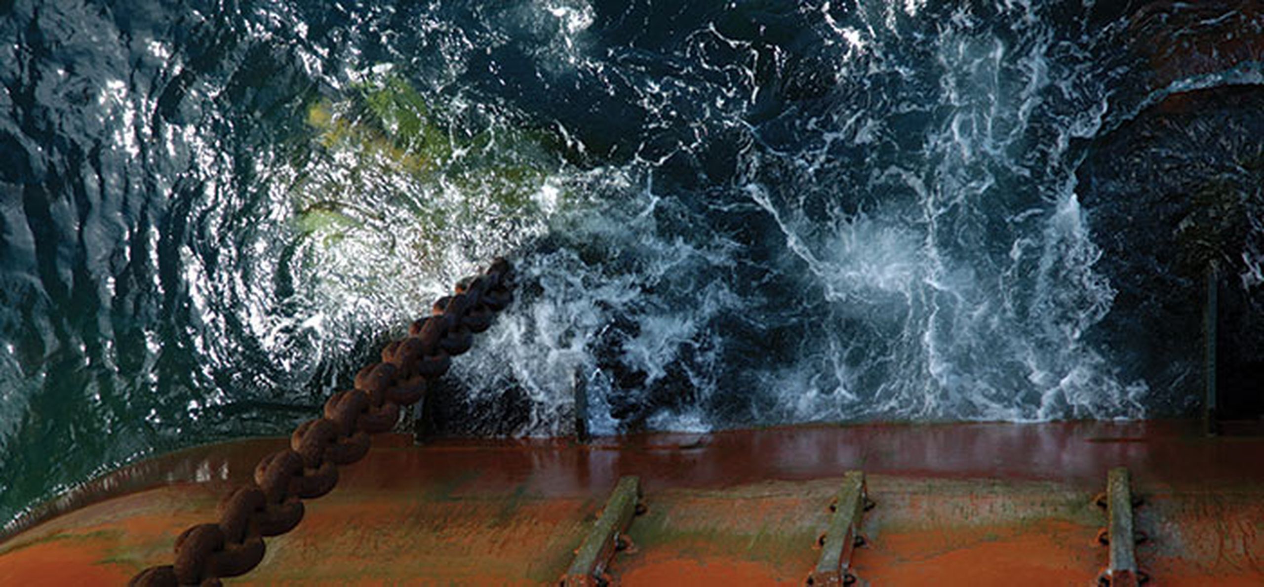 Steel for chain and lifting devices